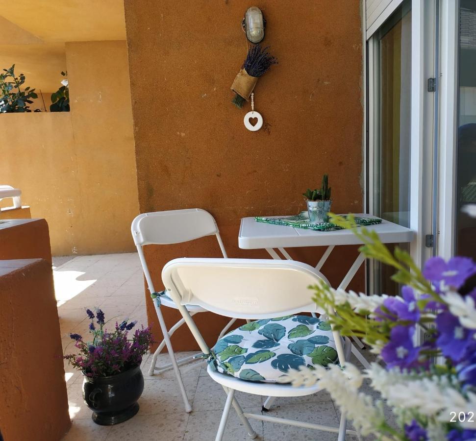 Luminoso Y Acogedor Alojamiento En Sort Apartment Exterior photo